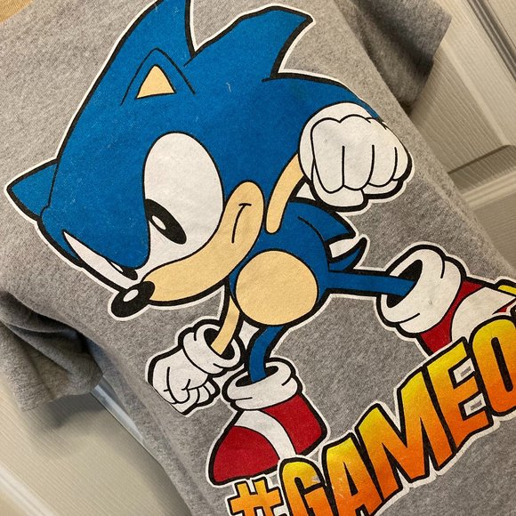 Sonic the Hedgehog Graphic Tee Shirt - Picture 1 of 4